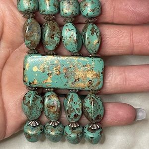 Women stretchy turquoise stone bracelet